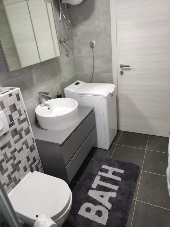 Apartman Ivana 비오그라드나모루 외부 사진