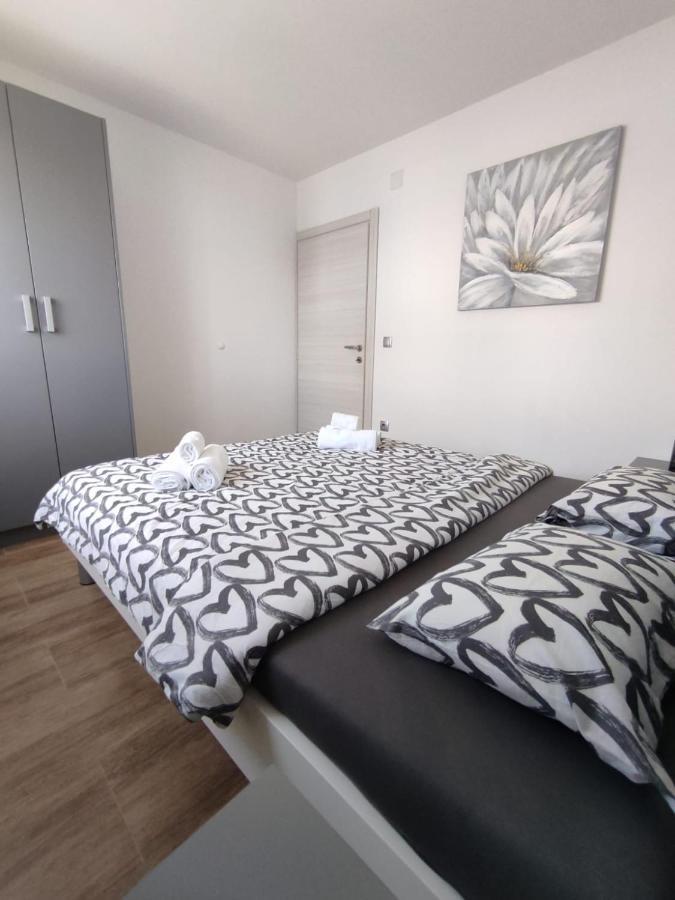 Apartman Ivana 비오그라드나모루 외부 사진