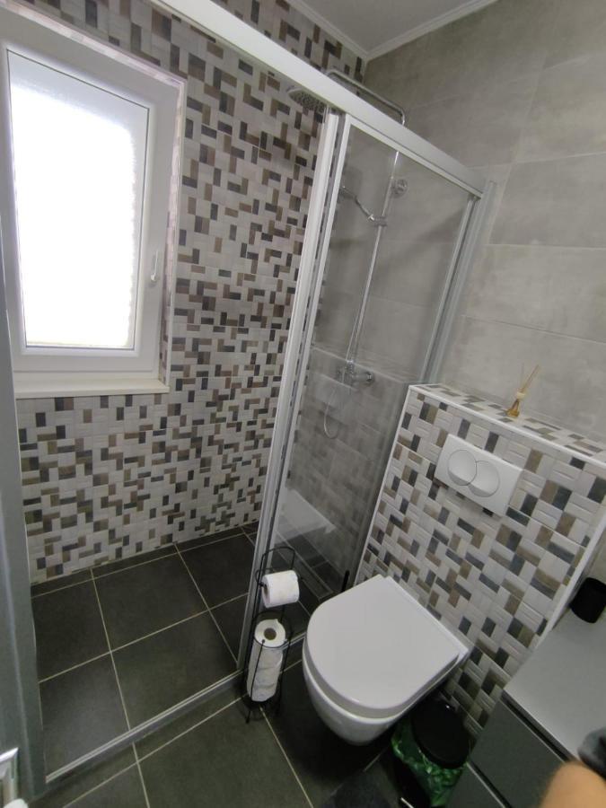 Apartman Ivana 비오그라드나모루 외부 사진