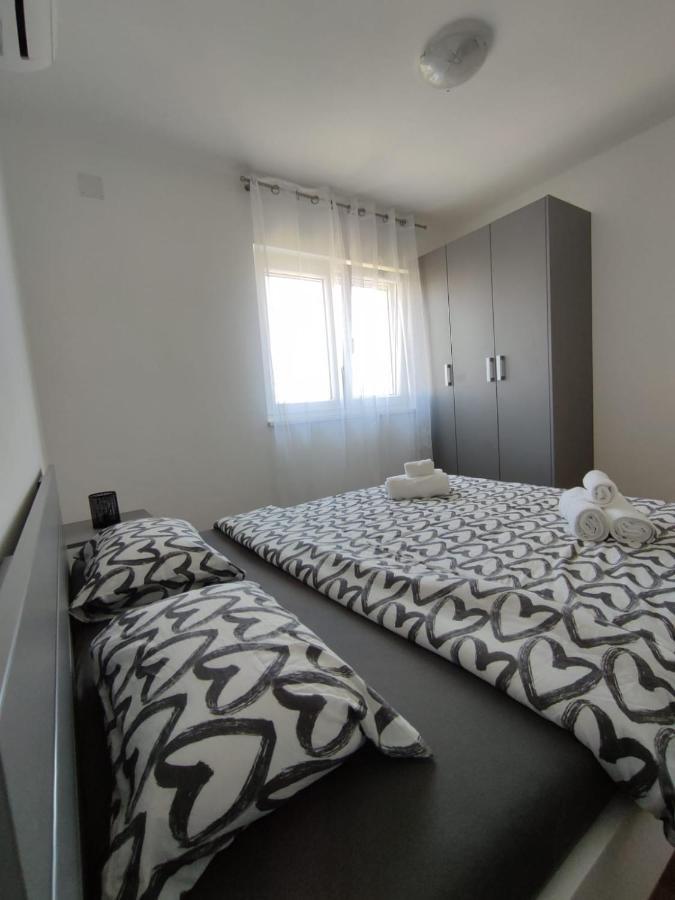 Apartman Ivana 비오그라드나모루 외부 사진