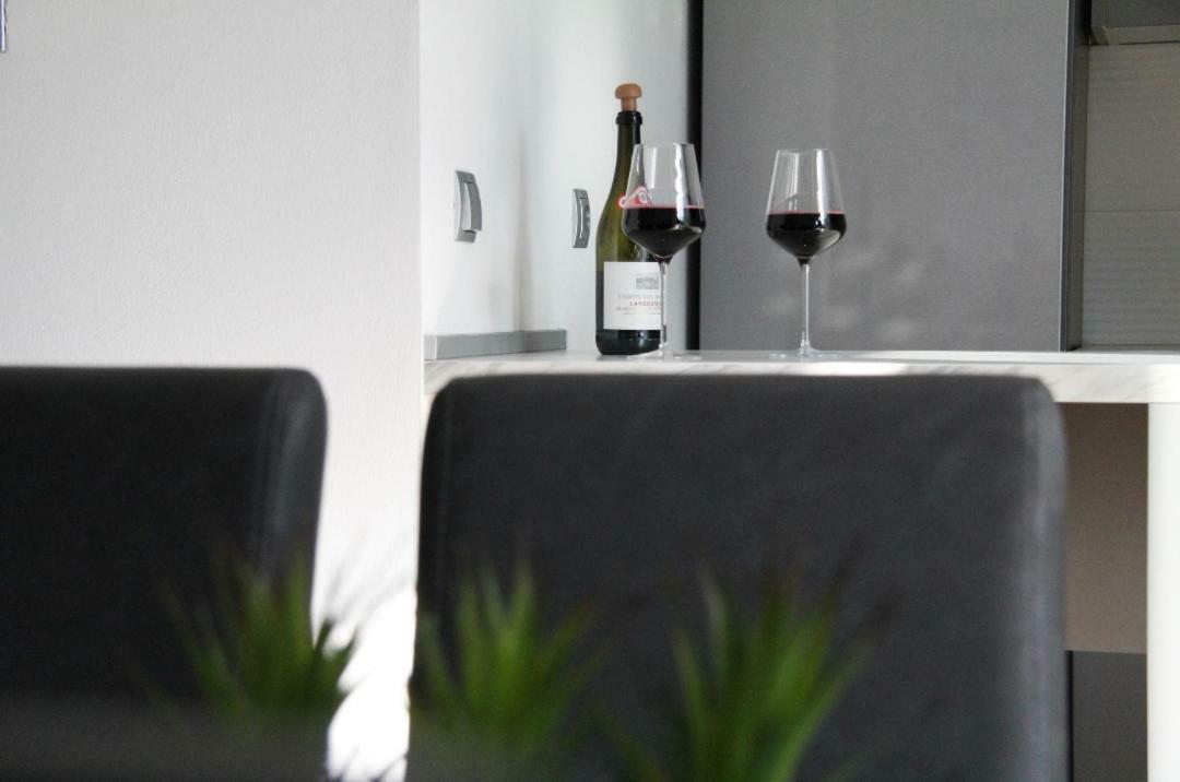 Apartman Ivana 비오그라드나모루 외부 사진